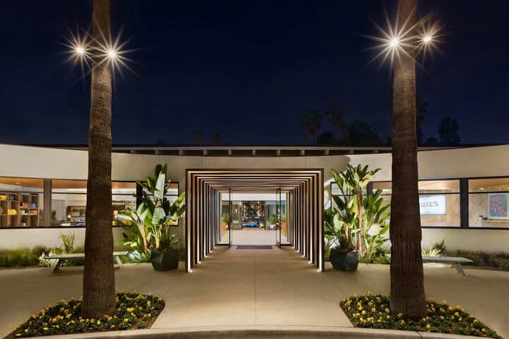 Hotel 75 of 85